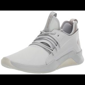 NIB REEBOK GURESU 2.0